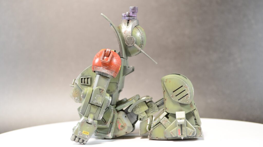 ウェーブ（WAVE）の1/24スケール スコープドッグ レッドショルダーカスタムを汚して完成させます。⑫　完成編その１素立ち編です。（装甲騎兵ボトムズ）の画像