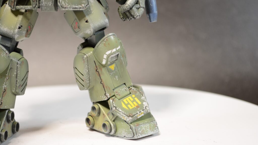 ウェーブ（WAVE）の1/24スケール スコープドッグ レッドショルダーカスタムを汚して完成させます。⑫　完成編その１素立ち編です。（装甲騎兵ボトムズ）の画像