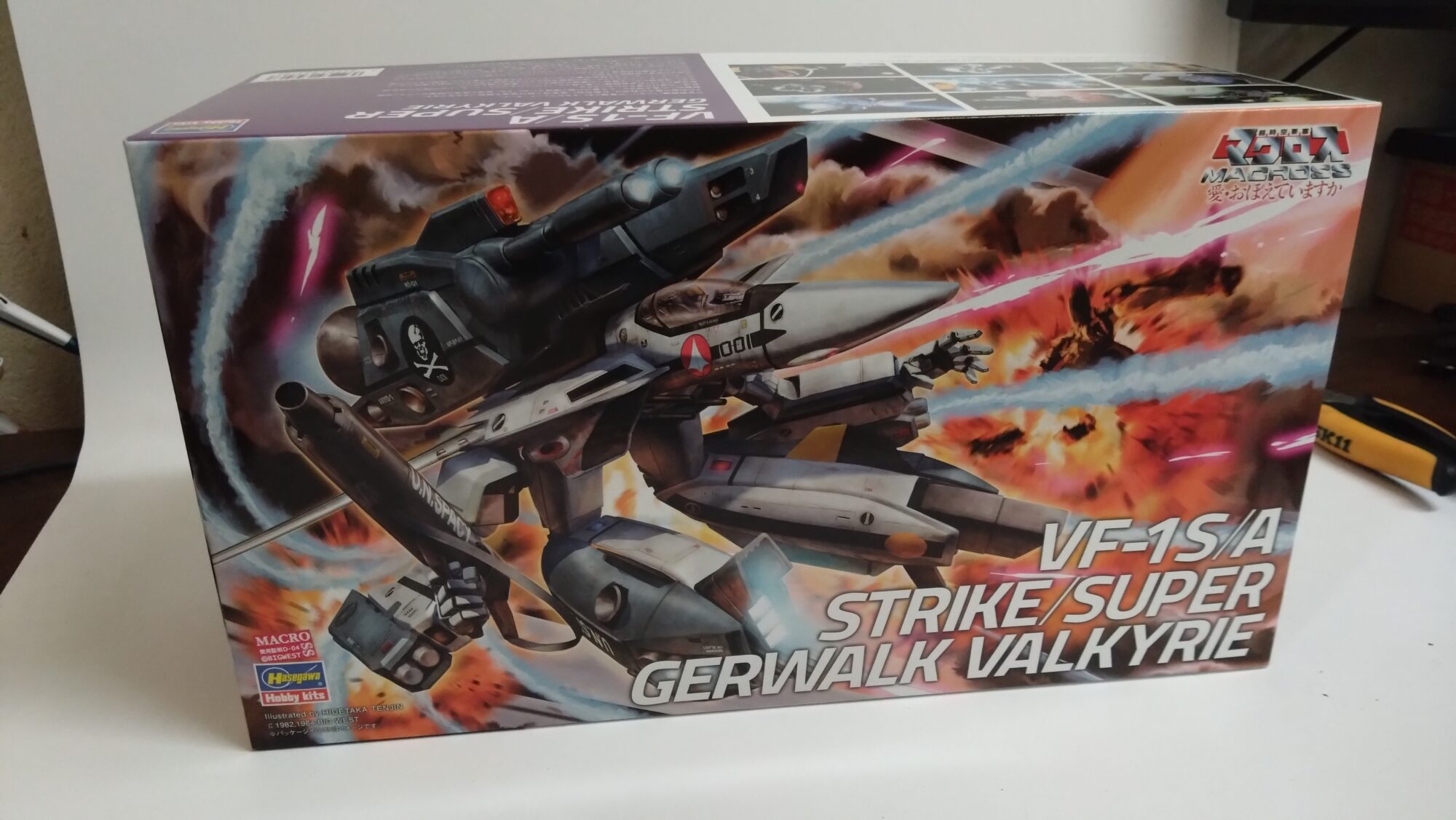 1/72 VF-1 ストライクガウォークバルキリーの機首部分を作る画像