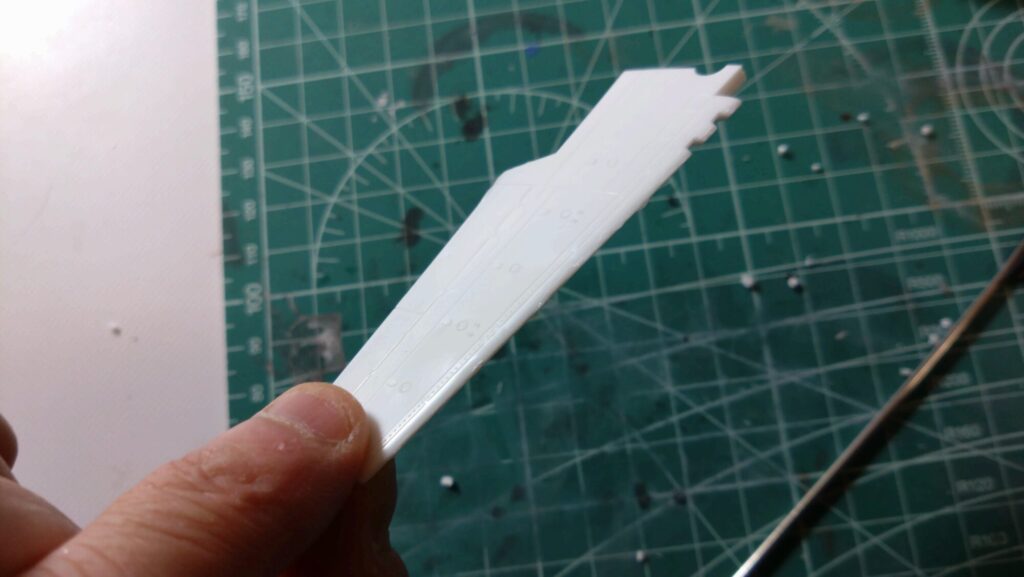 ハセガワ(Hasegawa)の1/72 VF-1 ストライクガウォークバルキリーを作成、主翼の作成