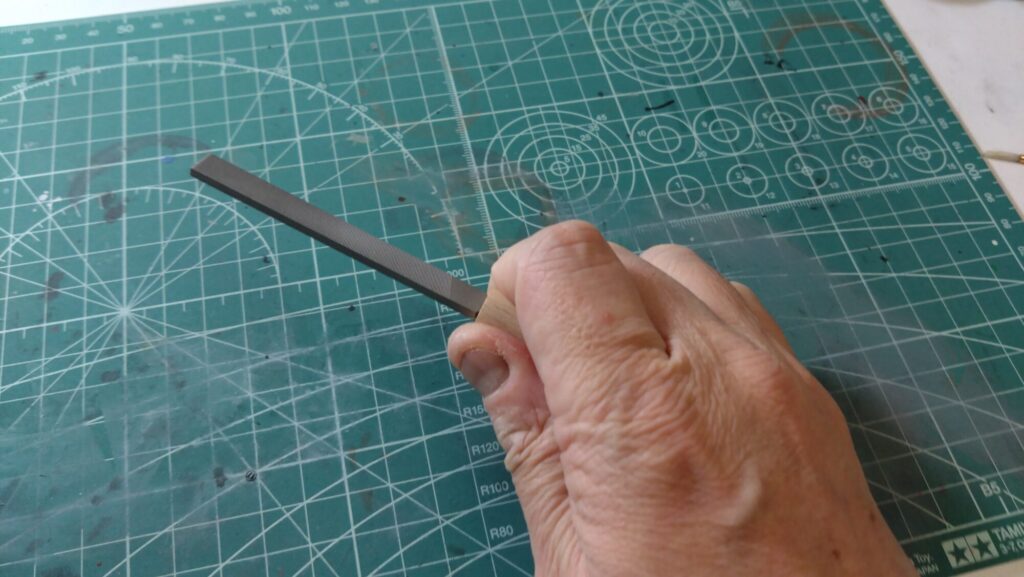 ゴッドハンド(GodHand) ミニヤスリカスタム GH-IY-M で削ってレビューしますの画像