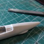 ハセガワ（Hasegawa）の1/72 VF-1 ストライクガウォークバルキリーを作成します。④。合わせ目消しは削る技術とツールが重要です。