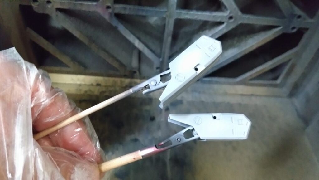 ハセガワ（Hasegawa）の1/72 VF-1 ストライクガウォークバルキリーを作成します。⑨エアブラシでグラデーション塗装、黒立ち上げ塗装を楽しむ。その２の画像