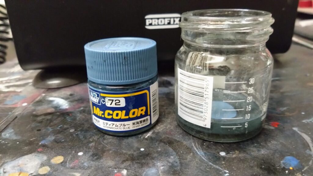 ハセガワ（Hasegawa）の1/72 VF-1 ストライクガウォークバルキリーを作成します。⑨エアブラシでグラデーション塗装、黒立ち上げ塗装を楽しむ。その２の画像