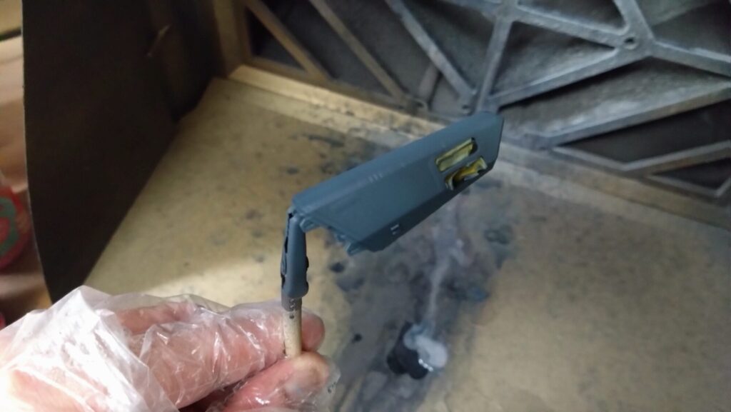 ハセガワ（Hasegawa）の1/72 VF-1 ストライクガウォークバルキリーを作成します。⑨エアブラシでグラデーション塗装、黒立ち上げ塗装を楽しむ。その２の画像