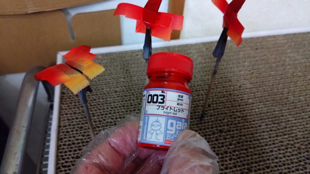 ハセガワ（Hasegawa）の1/72 VF-1 ストライクガウォークバルキリーを作成します。⑨エアブラシでグラデーション塗装、黒立ち上げ塗装を楽しむ。その２の画像