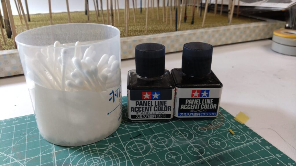 ハセガワ（Hasegawa）の1/72 VF-1 ストライクガウォークバルキリーを作成します。⑩ハセガワのキット特徴、精密なモールドにスミ入れをしていきますの画像