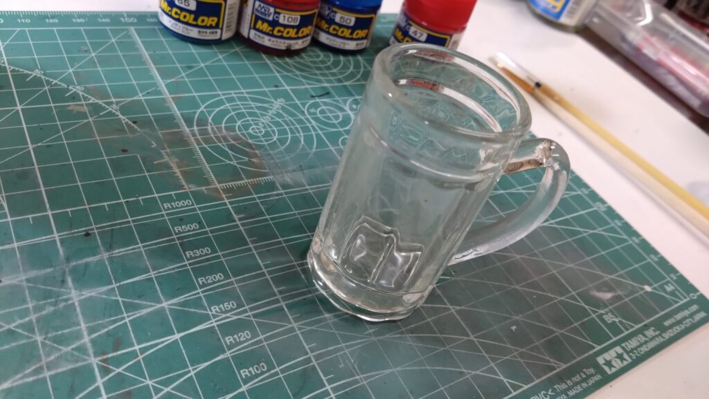 ハセガワ(Hasegawa)の1/72 VF-1 ストライクガウォークバルキリーを作成します。⑫クリアパーツのパーティングラインを消して筆塗、そしてトップコートを吹き付けますの画像