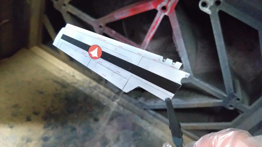 ハセガワ(Hasegawa)の1/72 VF-1 ストライクガウォークバルキリーを作成します。⑫クリアパーツのパーティングラインを消して筆塗、そしてトップコートを吹き付けますの画像