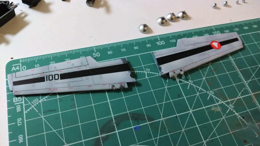 ハセガワ（Hasegawa）の1/72 VF-1 ストライクガウォークバルキリー、今回の最終組み立てで完成ですの画像