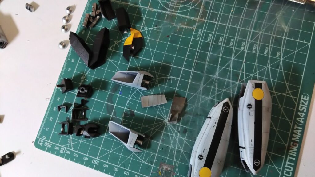 ハセガワ（Hasegawa）の1/72 VF-1 ストライクガウォークバルキリー、今回の最終組み立てで完成ですの画像