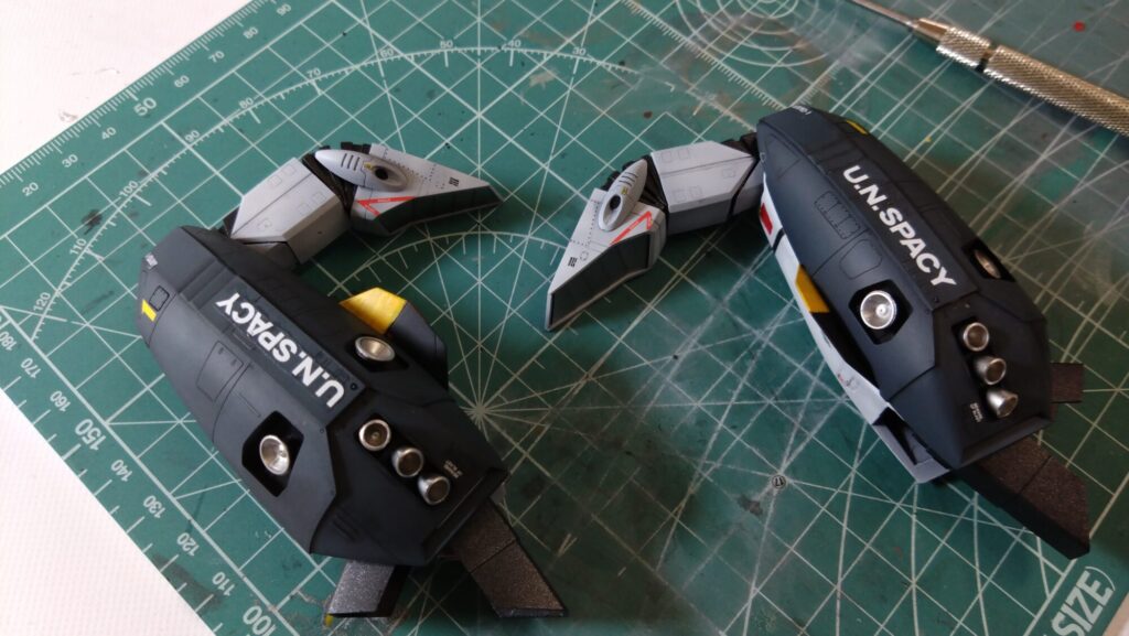 ハセガワ（Hasegawa）の1/72 VF-1 ストライクガウォークバルキリー、今回の最終組み立てで完成ですの画像