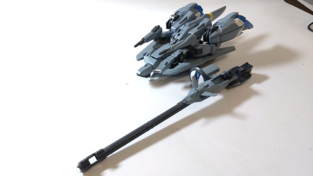 中古組み立て済みのMGゼータプラスA1+C1を分解して合成します。中古MGガンプラを再構築しながら改造する準備をするの画像