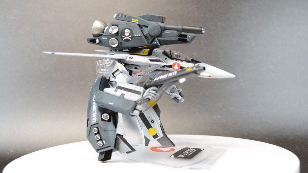ハセガワ（Hasegawa）の1/72 VF-1 ストライクガウォークバルキリーを作成します。⑭完成編、ガウォークとファイターを並べてギャラリーしますの画像