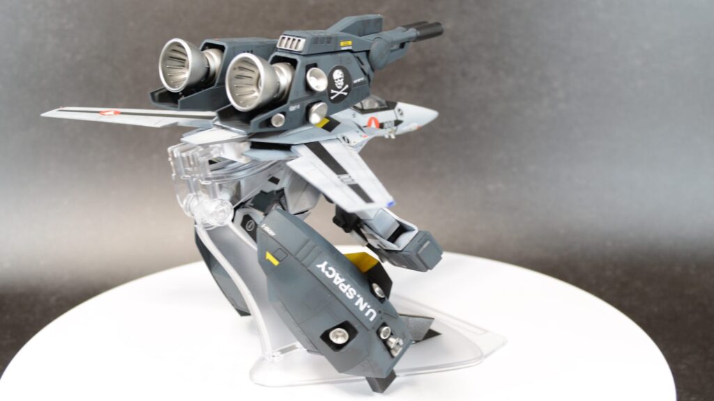 ハセガワ（Hasegawa）の1/72 VF-1 ストライクガウォークバルキリーを作成します。⑭完成編、ガウォークとファイターを並べてギャラリーしますの画像