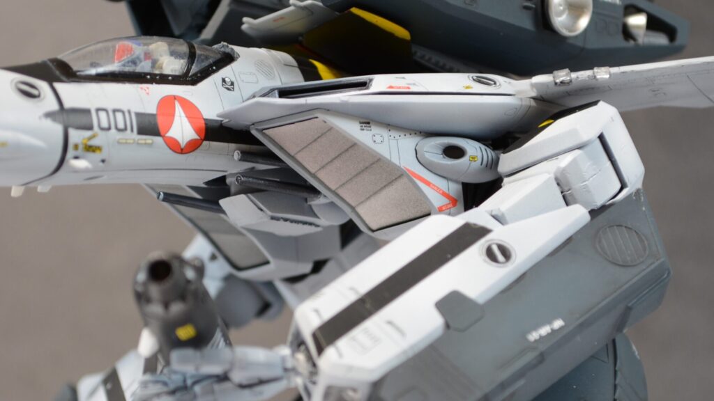 ハセガワ（Hasegawa）の1/72 VF-1 ストライクガウォークバルキリーを作成します。⑭完成編、ガウォークとファイターを並べてギャラリーしますの画像