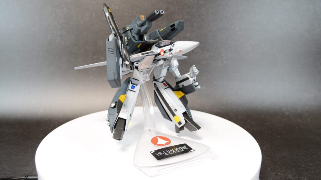 ハセガワ（Hasegawa）の1/72 VF-1 ストライクガウォークバルキリーを作成します。⑭完成編、ガウォークとファイターを並べてギャラリーしますの画像