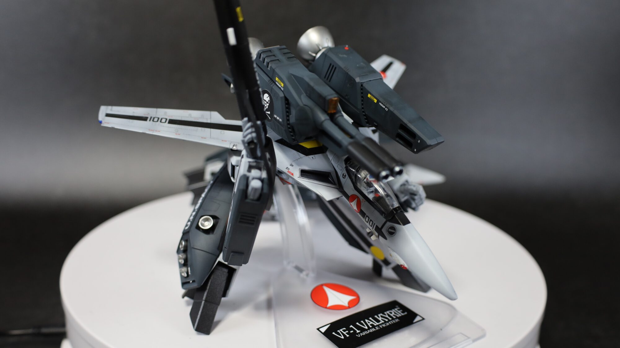 ハセガワ（Hasegawa）の1/72 VF-1 ストライクガウォークバルキリーを作成します。⑭完成編、ガウォークとファイターを並べてギャラリーしますの画像