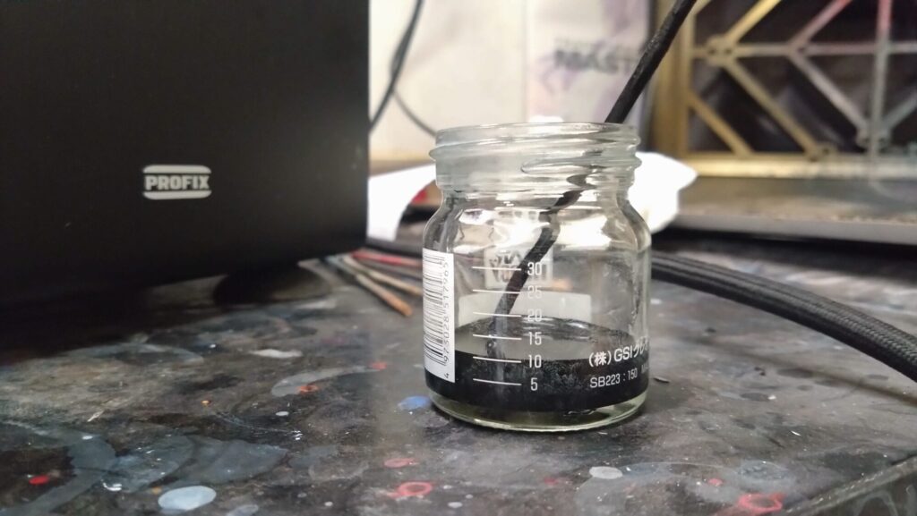 MG 1/100 ナラティブガンダム C装備 Ver.Kaを塗装作成します。④塗装作業の最初はサーフェイサーを吹くことから・・・。（機動戦士ガンダムNT）の画像