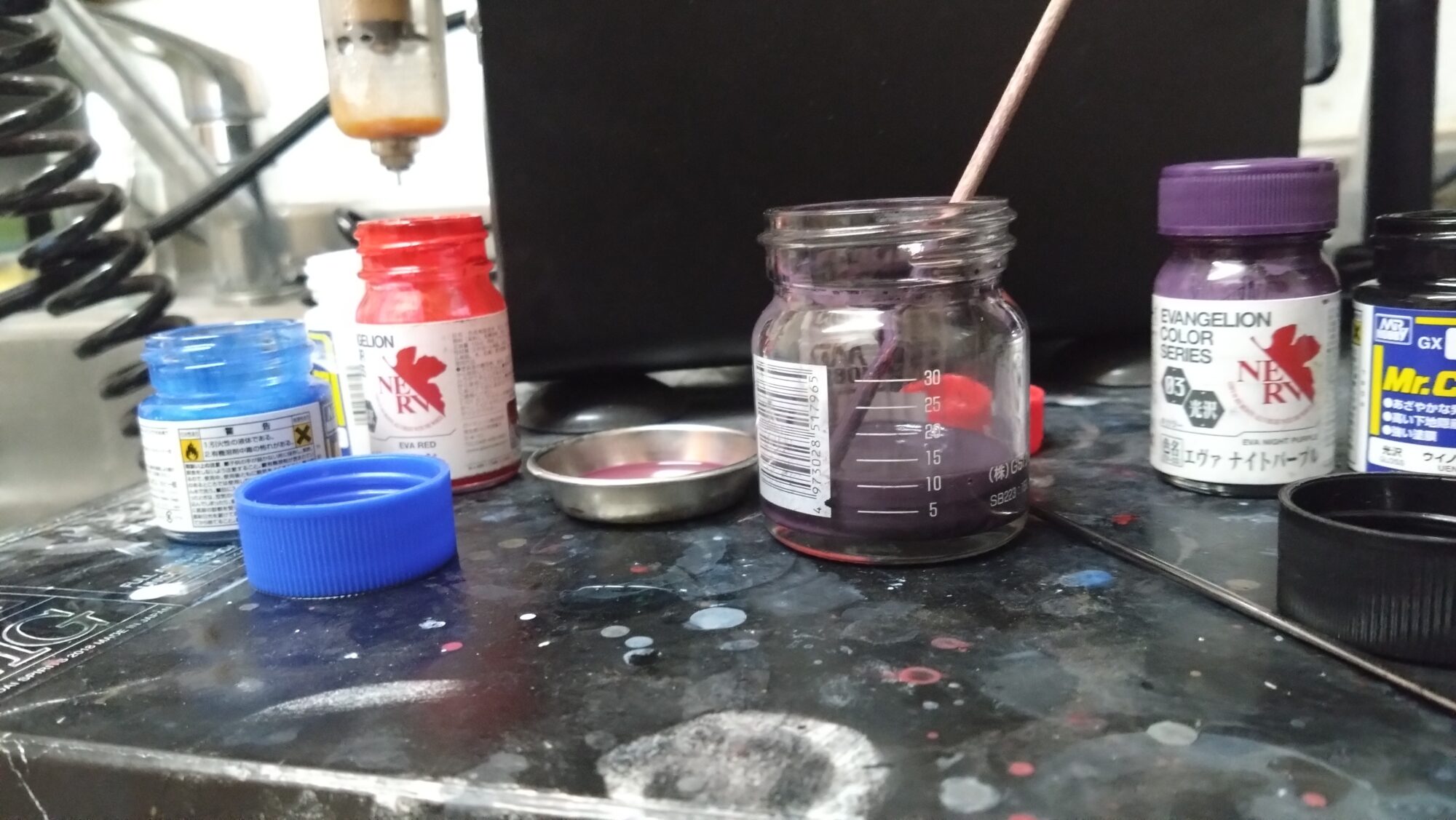 MG 1/100 ナラティブガンダム C装備 Ver.Kaを塗装作成します。⑤独自のカラーリング塗装のために紫と青を調色する。（機動戦士ガンダムNT）の画像