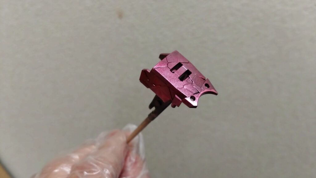 MG 1/100 ナラティブガンダム C装備 Ver.Kaを塗装作成します。⑧サイコフレームをギラっと塗装したいので下地にシルバーを塗る。（機動戦士ガンダムNT）の画像