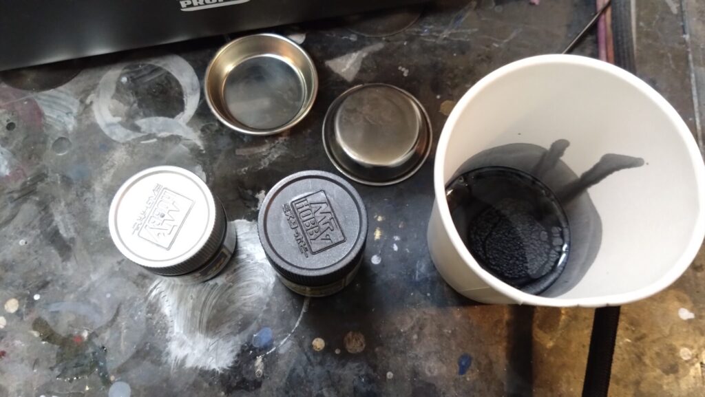 MG 1/100 ナラティブガンダム C装備 Ver.Kaを塗装作成します。⑧サイコフレームをギラっと塗装したいので下地にシルバーを塗る。（機動戦士ガンダムNT）の画像