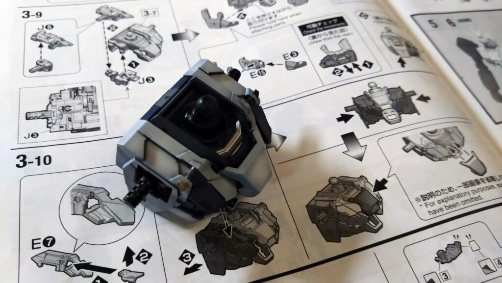 MG 1/100 ナラティブガンダム C装備 Ver.Kaを塗装作成します。⑩水転写式デカール貼り付けは、組み立ての前後どちらにしてますか？（機動戦士ガンダムNT）の画像