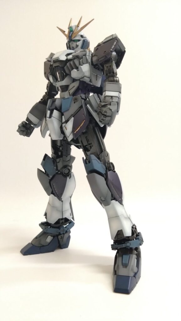 MG 1/100 ナラティブガンダム C装備 Ver.Kaを塗装作成します。⑩水転写式デカール貼り付けは、組み立ての前後どちらにしてますか？（機動戦士ガンダムNT）の画像
