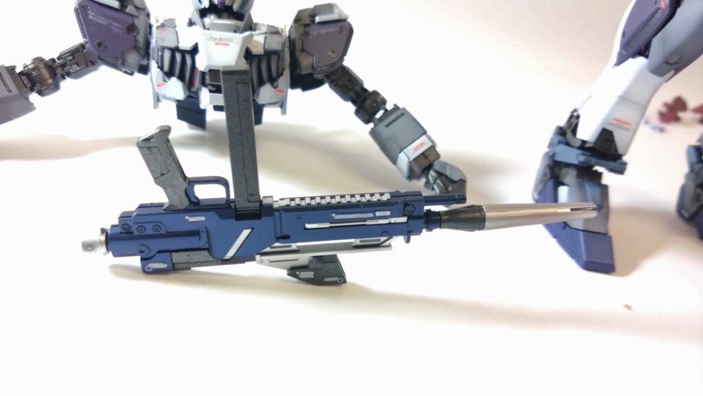 MG 1/100 ナラティブガンダム C装備 Ver.Kaを塗装作成します。⑪水転写式デカールを貼り付けます。（機動戦士ガンダムNT）の画像