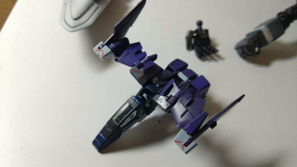 MG 1/100 ナラティブガンダム C装備 Ver.Kaを塗装作成します。⑪水転写式デカールを貼り付けます。（機動戦士ガンダムNT）の画像