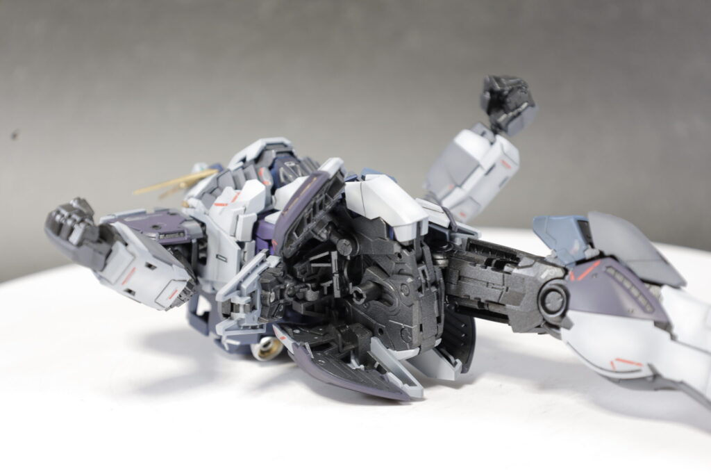 MG 1/100 ナラティブガンダム C装備 Ver.Kaを塗装作成します。⑬ナラティブガンダム完成編。ユニコーン、νガンダムと並べてみますの画像