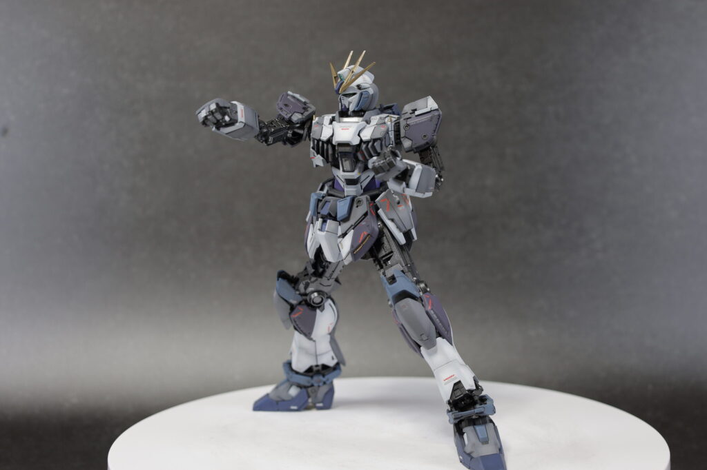 MG 1/100 ナラティブガンダム C装備 Ver.Kaを塗装作成します。⑬ナラティブガンダム完成編。ユニコーン、νガンダムと並べてみますの画像