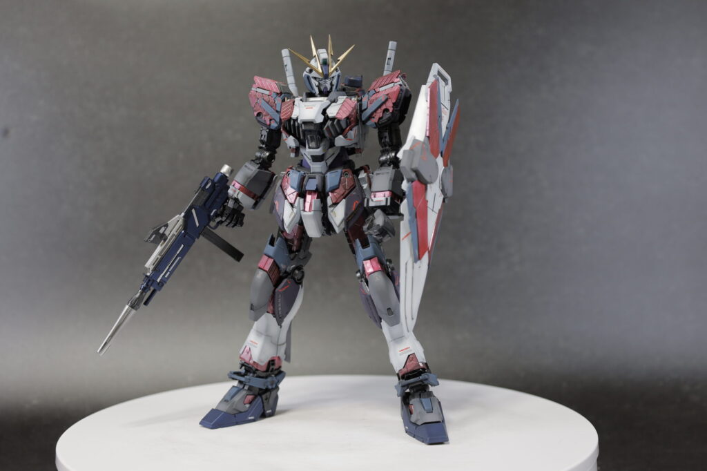 MG 1/100 ナラティブガンダム C装備 Ver.Kaを塗装作成します。⑬ナラティブガンダム完成編。ユニコーン、νガンダムと並べてみますの画像