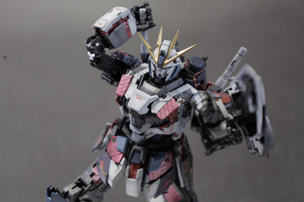 MG 1/100 ナラティブガンダム C装備 Ver.Kaを塗装作成します。⑬ナラティブガンダム完成編。ユニコーン、νガンダムと並べてみますの画像