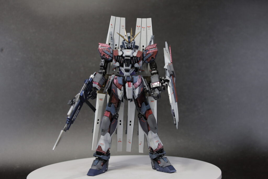 MG 1/100 ナラティブガンダム C装備 Ver.Kaを塗装作成します。⑬ナラティブガンダム完成編。ユニコーン、νガンダムと並べてみますの画像