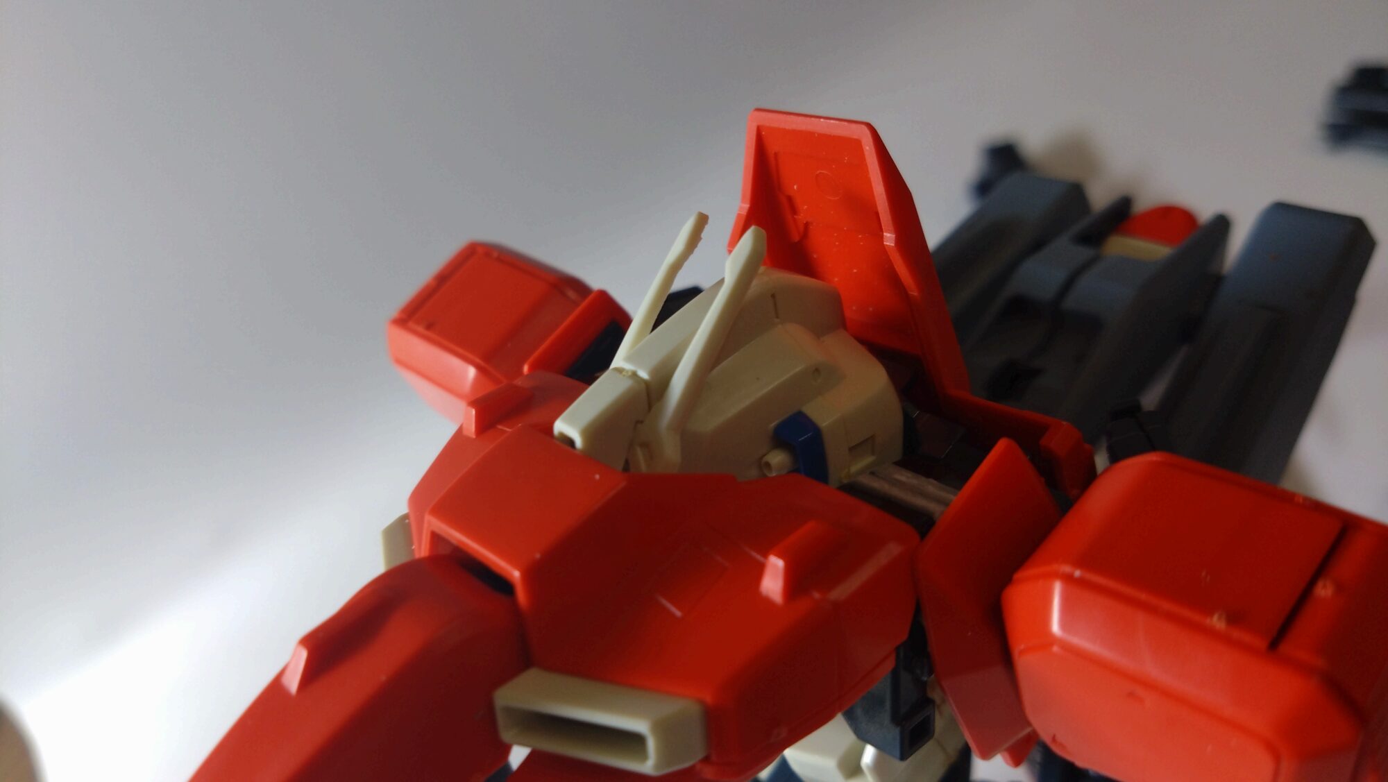 中古MGゼータプラスC1型のフレーム改造②、ウェーブ・ライダーに変形できるように内部フレームを改造しますの画像