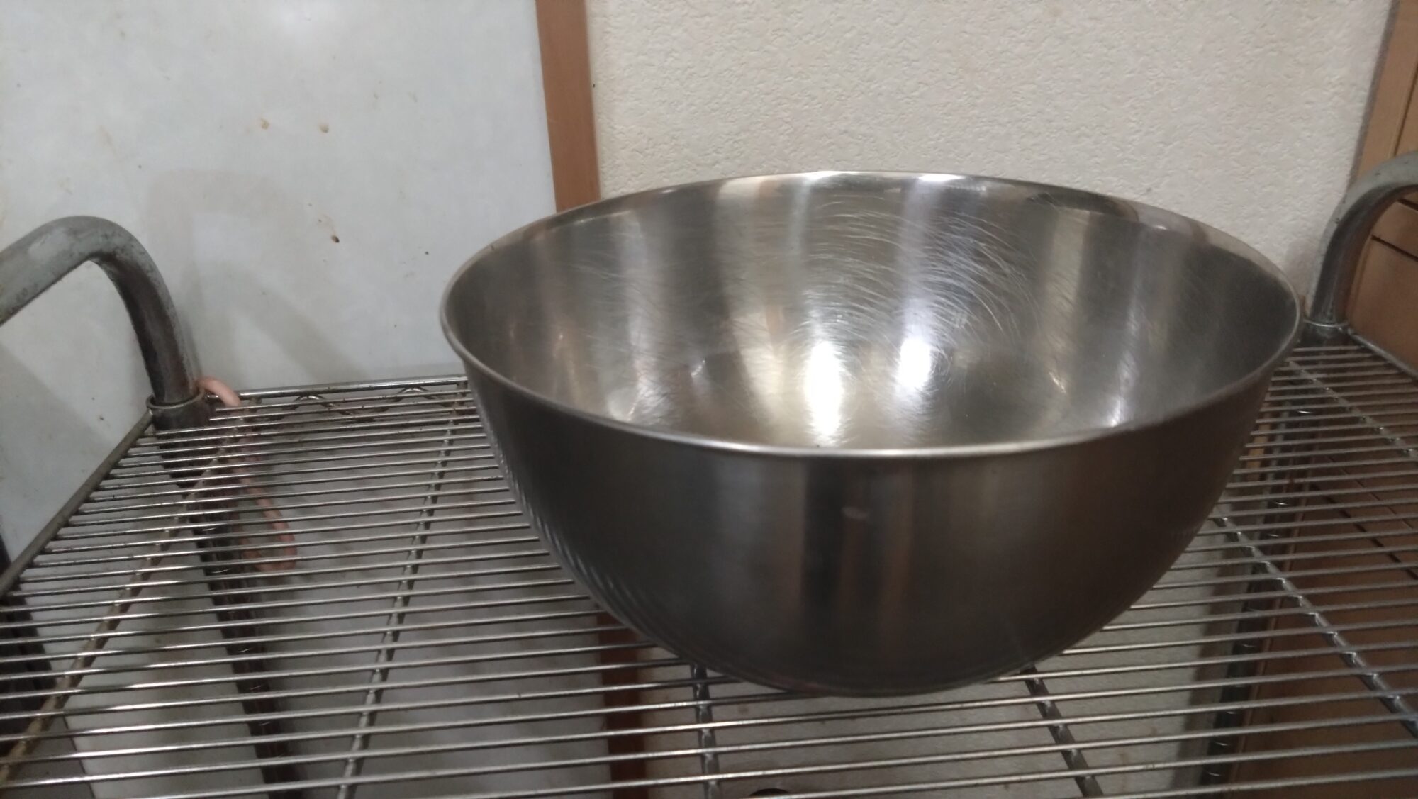 中古塗装済みプラモデルでも、IPAで塗装を剥がしてやり直せます!まずはIPA(イソプロピルアルコール)を使って塗装を剥がす方法をご紹介しますの画像